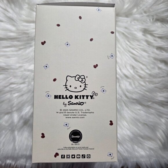 Hello Kitty x Starbucks Boxed Plush - Picture 5 of 7